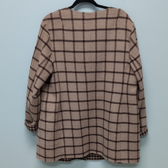 NWT Talbots Size 2X Wool Blend Coat In Tan With Outer Windowpane Design. - Picture 6 of 7